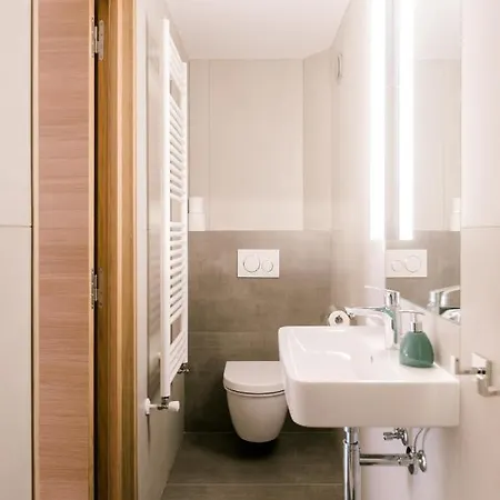 Hostel De L'europe Èze