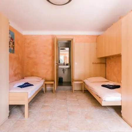 Hostel De L'europe *